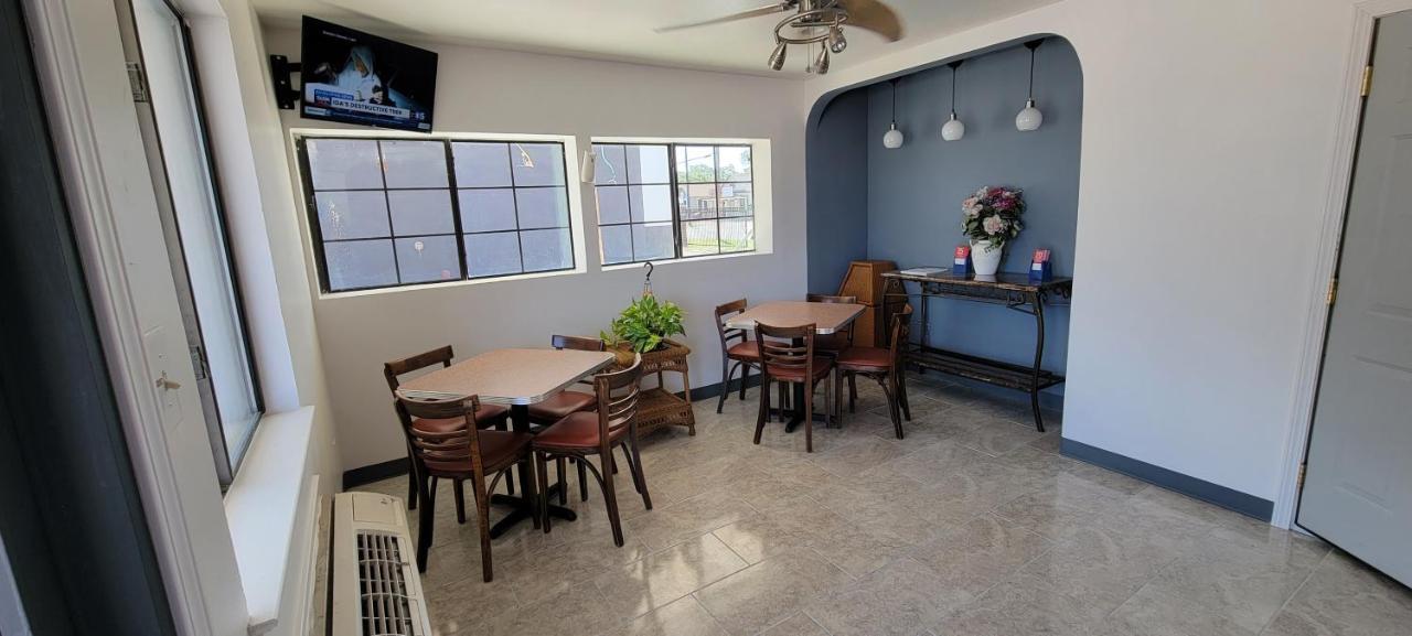 Americas Best Value Inn San Antonio Downtown Riverwalk Εξωτερικό φωτογραφία
