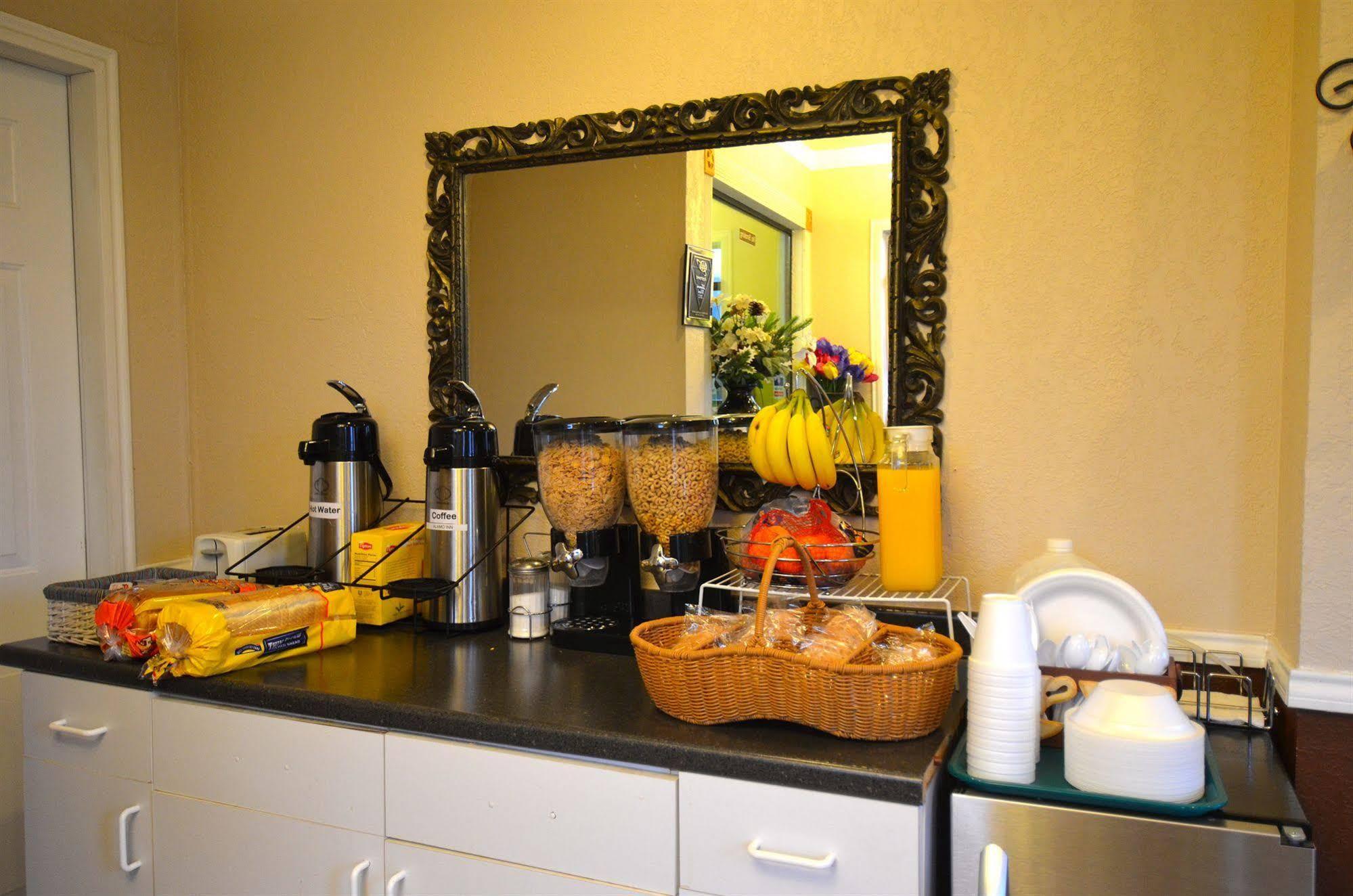 Americas Best Value Inn San Antonio Downtown Riverwalk Εξωτερικό φωτογραφία